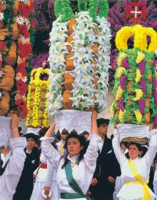 Festa dos Tabuleiros, cortejo